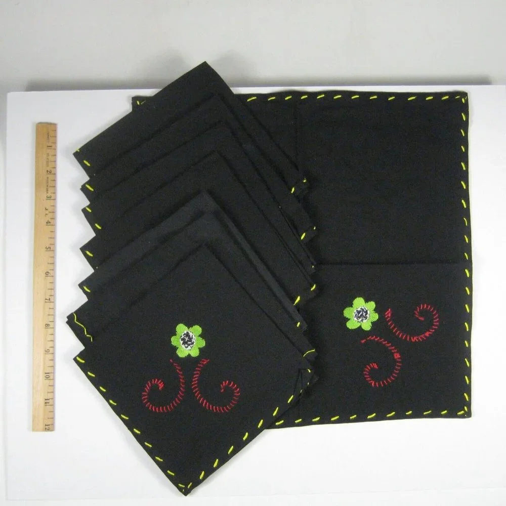 Tablecloth Napkin Set 16 Black Stitching Flowers Floral Cotton 72 x 53 In Stain